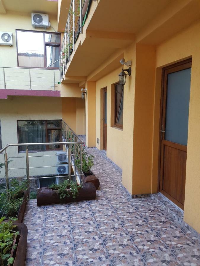 Casa Tiky Hotel Timisoara Exterior photo